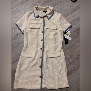 Junior short sleeve button dress